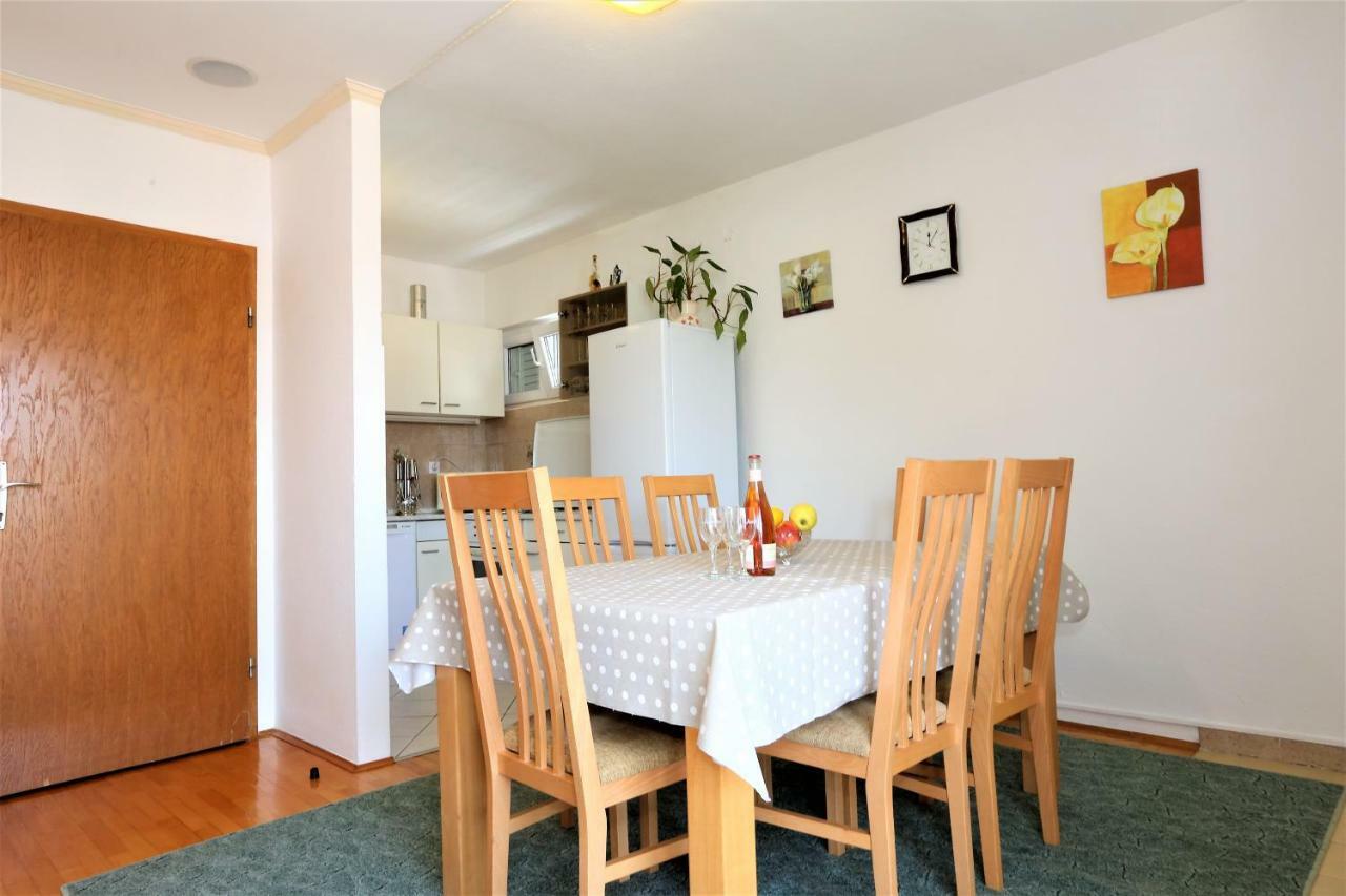 Apartmani Vinko Baška Voda Exterior foto